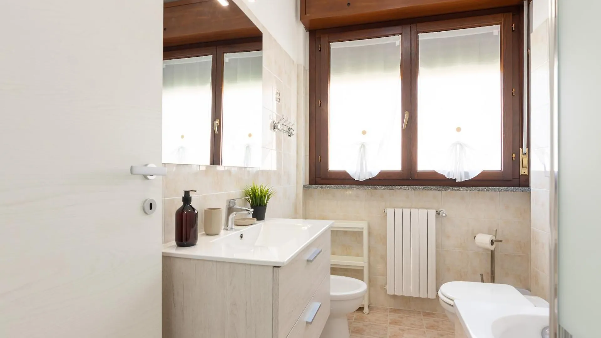 Apartment Caseospitali - Lepalme, Nuovo Bilocale Vicino Alla Stazione Pioltello